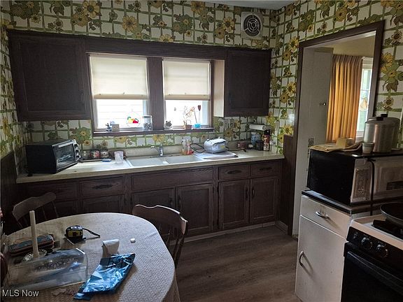 5th image of 1607-09 Lauderdale Ave