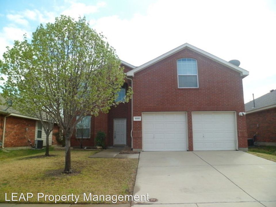 1st image of 1055 Valley Brook Ln