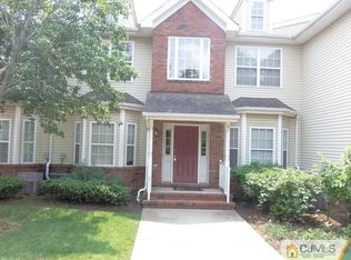 321 Moonlight Dr #321, Piscataway, NJ 08854
