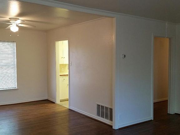 3rd image of 503 Highland Blvd
