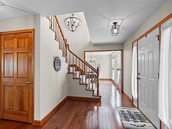 4th image of 1554 Trenton Ln
