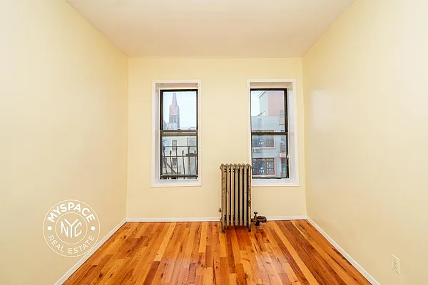 Rented by MySpaceNYC | media 11