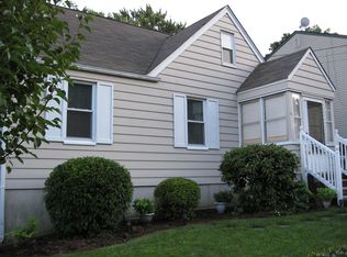 91 Bucknell Ave, Woodbridge, NJ