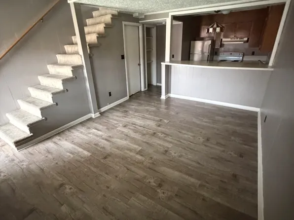 110-116 E Chilhowie Ave, Johnson City, TN