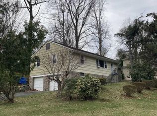 147 Colony Ave, Park Ridge, NJ 07656