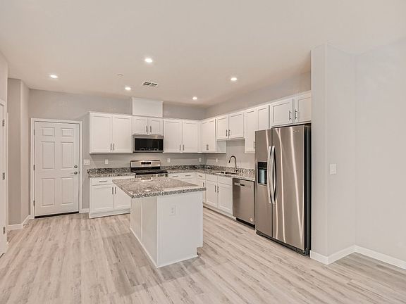 2nd image of 1104 Heliodor Ave