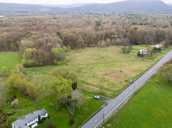 18 Conway Rd, Shelburne Falls, MA 01370