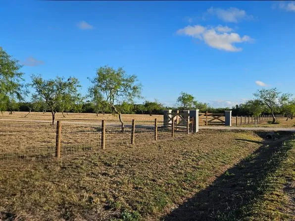 28109 53rd St, Los Fresnos, TX 78566