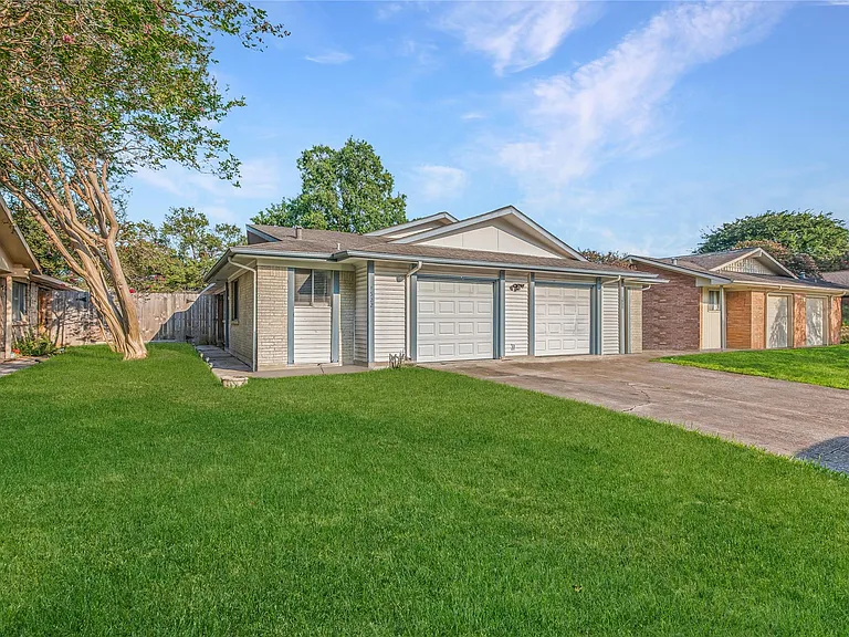 1522 Ramada Dr — Photo 3