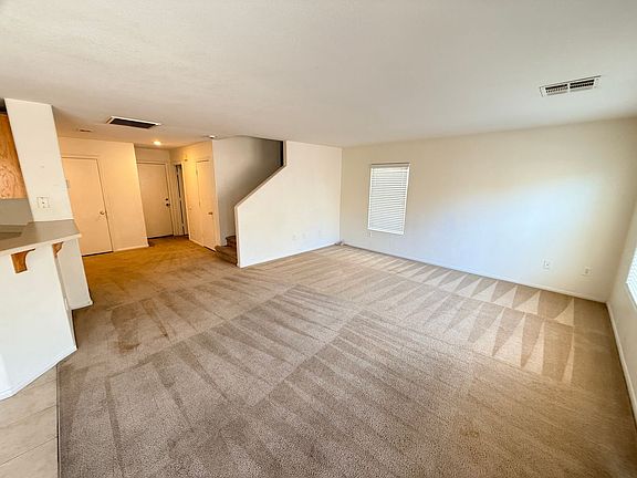 5th image of 2416 Cockatoo Dr