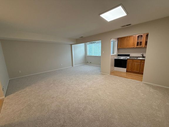 4th image of 146 N Ellsworth Ave APT 6