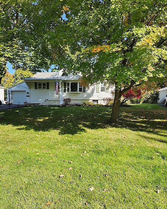 1st image of 2108 Dean St