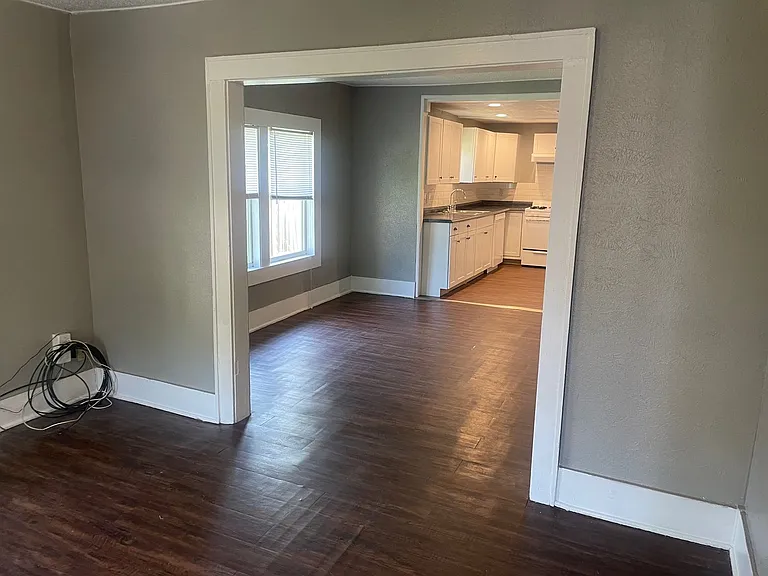 701 N University Blvd — Photo 10