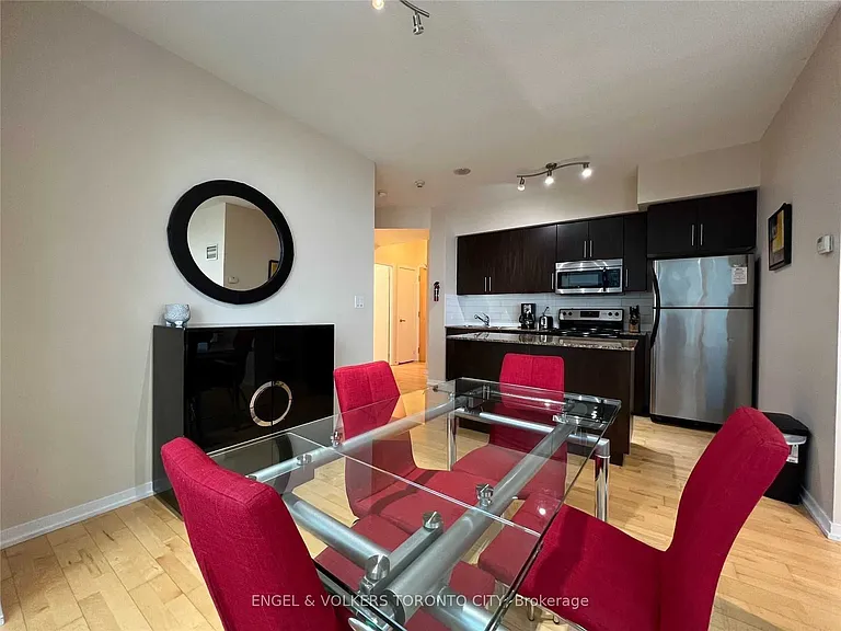 55 Bremner Blvd #3910 — Photo 6