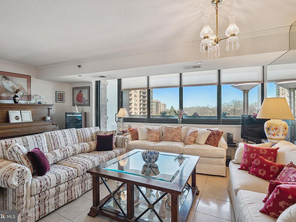 1805 Crystal Dr Arlington VA Zillow