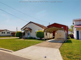 1802 Walnut St, Kenova, WV 25530