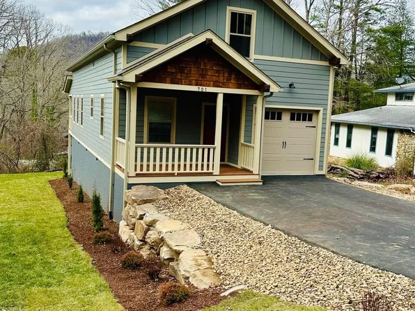 701 Holly Ave, Black Mountain, NC 28711