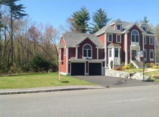 38 Regency Dr, Dracut, MA 01826
