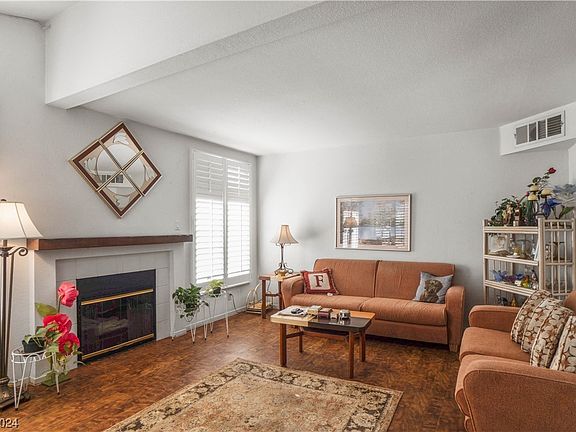 4th image of 7708 Almeria Ave