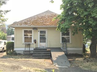 1775 NE Klamath Ave, Roseburg, OR