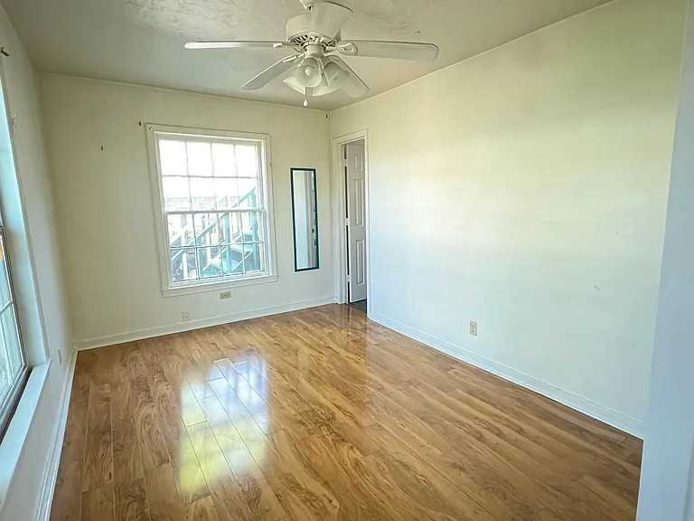 3821 Woodleigh St #1 — Photo 9