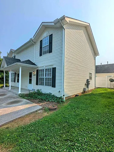 4703 Scepter Way Photo 1