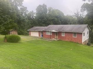 581 Warren Chapel Rd, Fleming, OH 45729