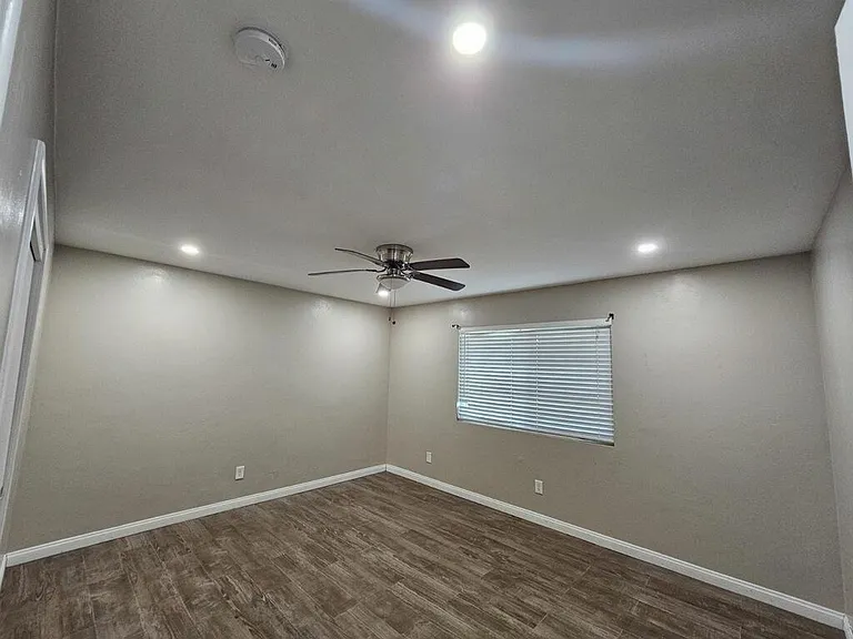 3408 Eisenhower Ave — Photo 5