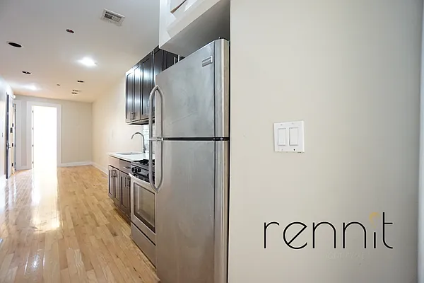 Rented by Rennit Inc. | media 11
