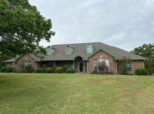 1918 Four Lakes Dr, Blanchard, OK 73010