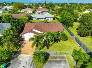 13701 SW 283rd Ter, Homestead, FL 33033