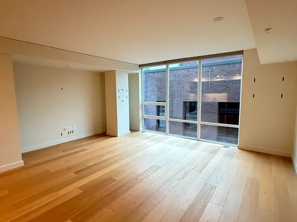 121 Stewart St, Seattle, WA