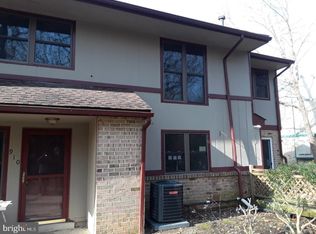 910 Timber Creek Rd, Clementon, NJ 08021