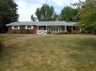 127 Ridge Dr, Apollo, PA 15613