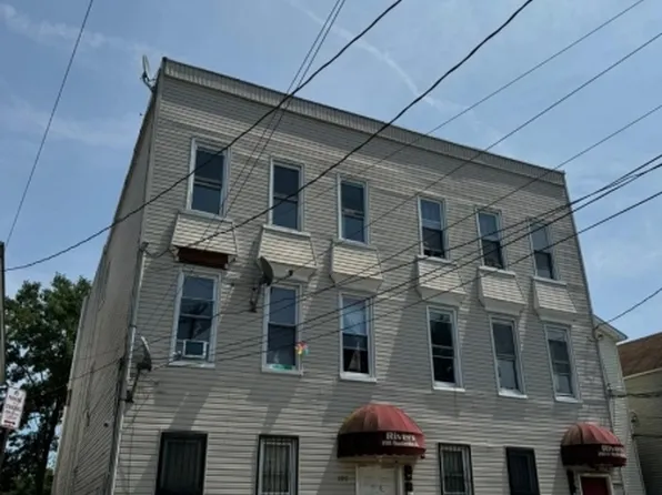280 1/2 Hunterdon St, Newark City, NJ 07103