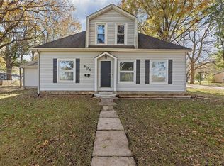 804 E 10th St, Ottawa, KS 66067