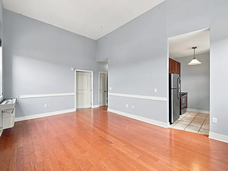 171 Grape St — Photo 6