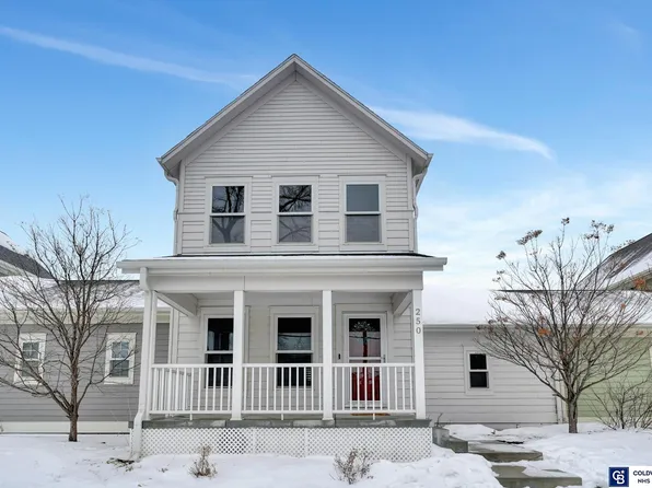 250 N 23rd St, Lincoln, NE 68503
