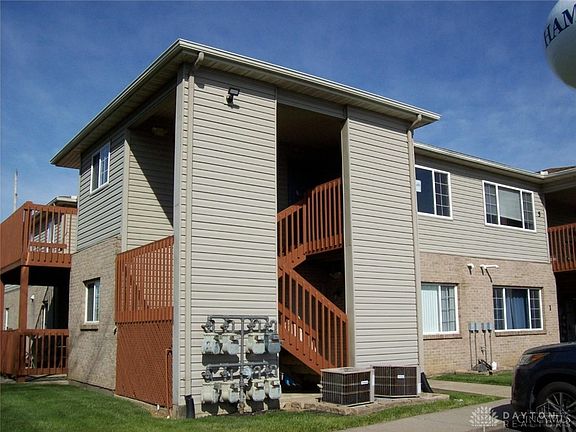 2nd image of 1800 Eaton Ave #7
