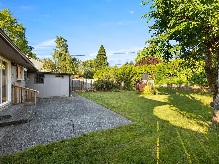 6472 SW 46th Pl — Photo 9