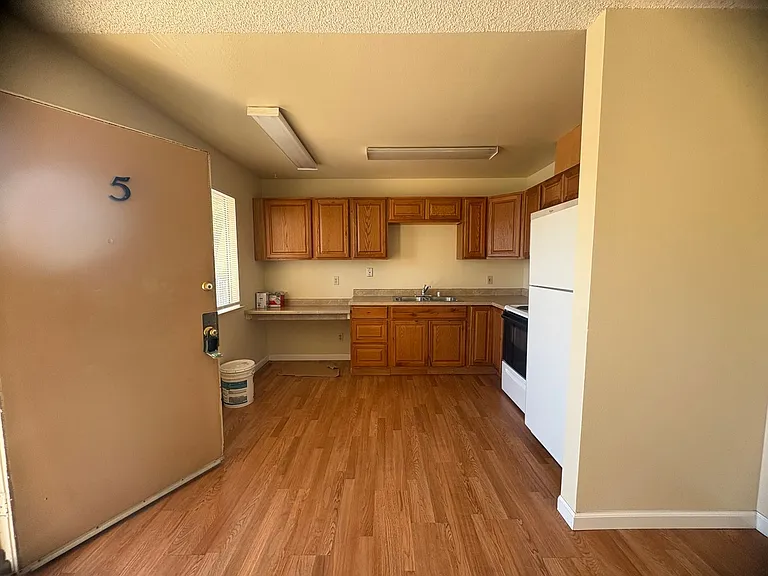 536 Forbes Ave — Photo 10