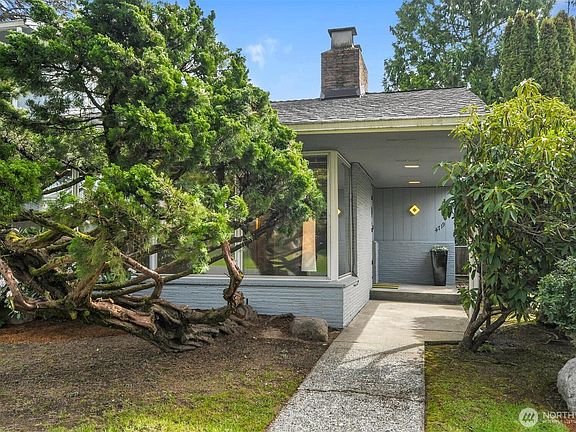 5th image of 4719 NE Park Place