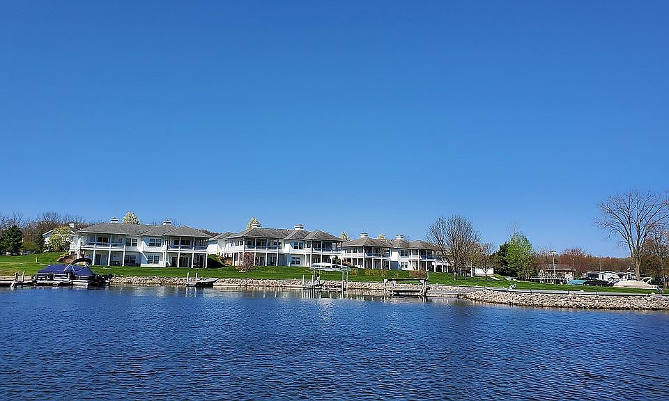 2nd image of 2190 Boardwalk Ct