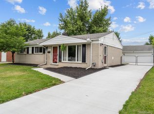4737 Berwyn Dr, Warren, MI