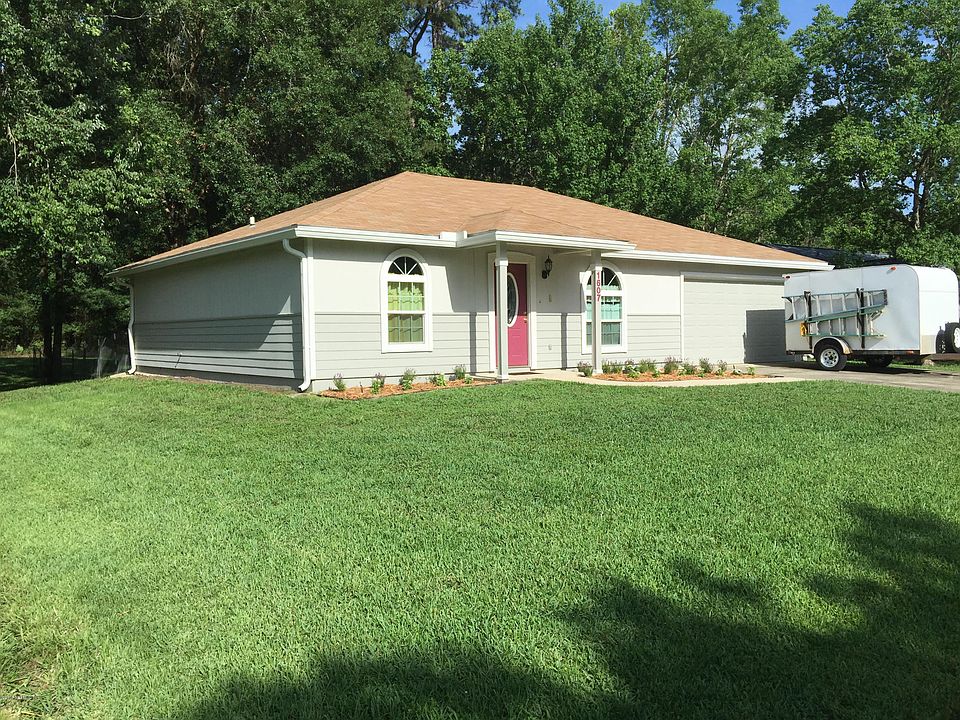 1st image of 1607 Twin Oak Dr E