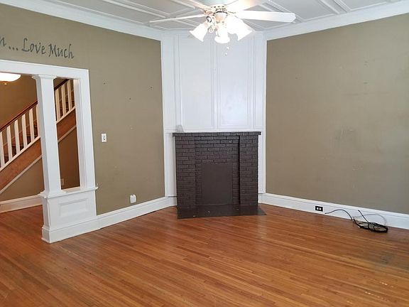 4th image of 122 Woodlawn Ave