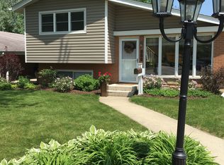 431 N Knight Ave, Park Ridge, IL 60068