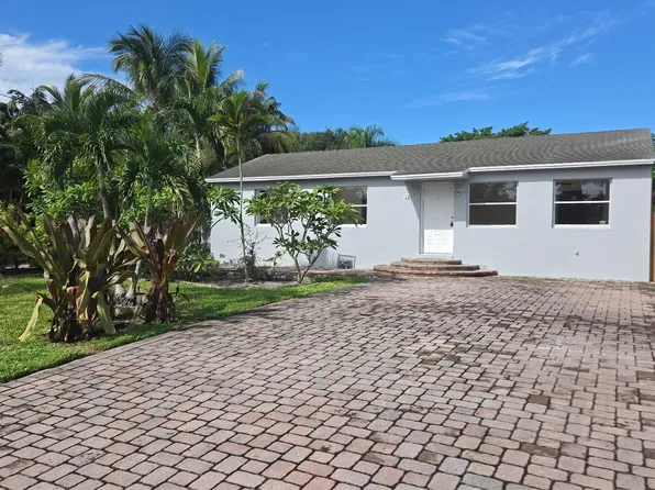 1205 Mathis St, Lake Worth, FL 33461