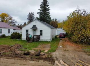 208 Spruce Ave SW, Bagley, MN 56621