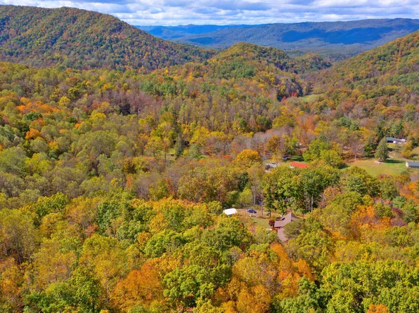 Spring Hill Rd, Hot Springs, VA 24445